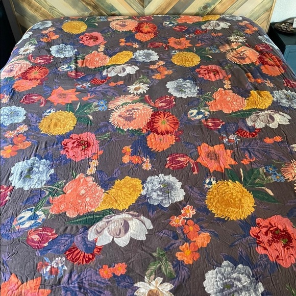Anthropologie Bedding Anthropologie Floral King Quilt Poshmark